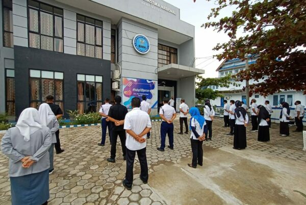 Apel Pagi dan Pengecekan Personil Apel Pagi Pengecekan Personil