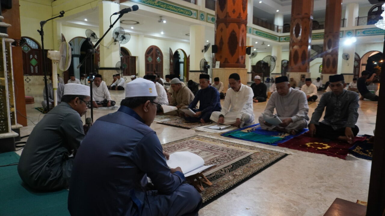 Kepala BNN Kota Palopo bserta Staf Hadiri Dzikir dan Doa Bersama Menyambut Tahun Baru Islam 1 Muharram 1446 Hijriah