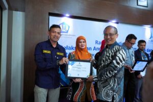 BNN Kota Palopo Terima Penghargaan Penilaian IKPA Terbaik